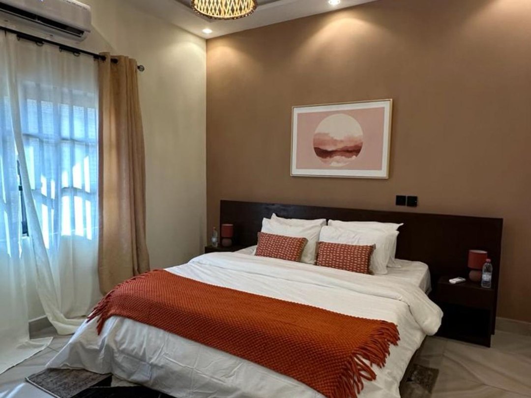 Chambre avec linge de maison